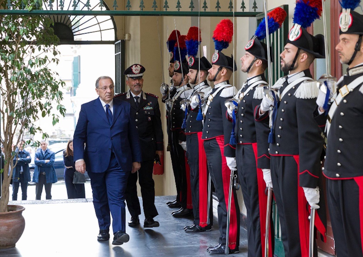 Napoli: Prefetto ispects Carabinieri Provincial Command