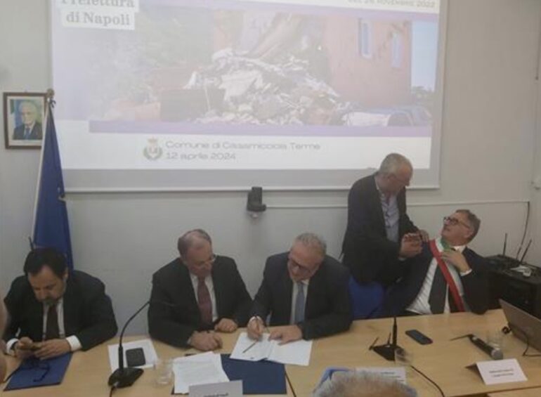Napoli: firmato il protocollo della ricostruzione di Ischia