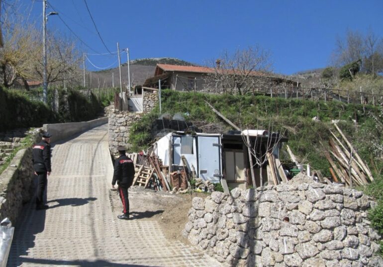 Abusivismo edilizio ad Agerola, denunciate 6 persone