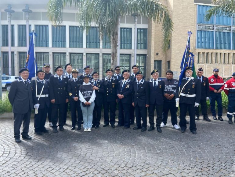 Castellammare, l’Associazione Marinai d’Italia presente alla Festa del 25 aprile
