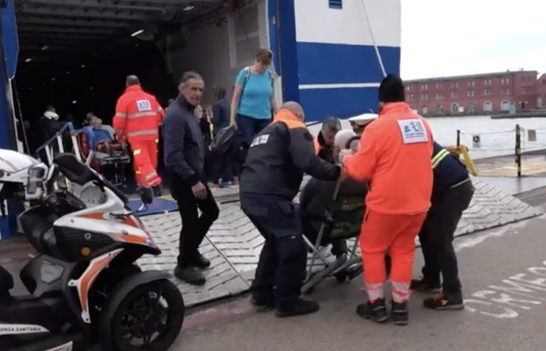Napoli, incidente al Beverello: solo due feriti ancora in ospedale
