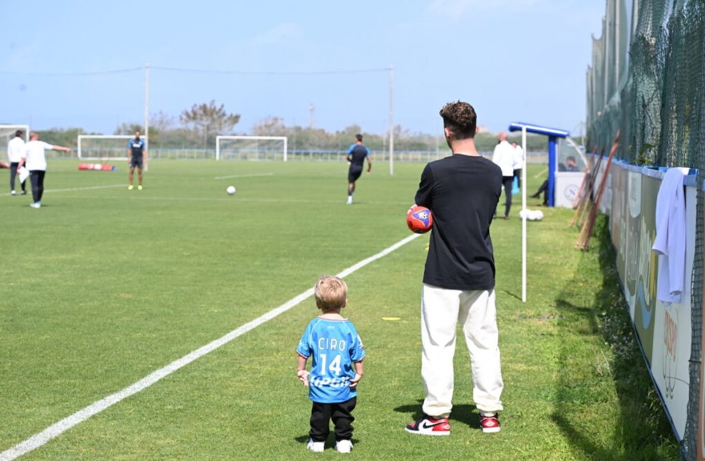 Mertens: “Sogno di vedere mio figlio Ciro un giorno indossare la maglia numero 14 del Napoli”