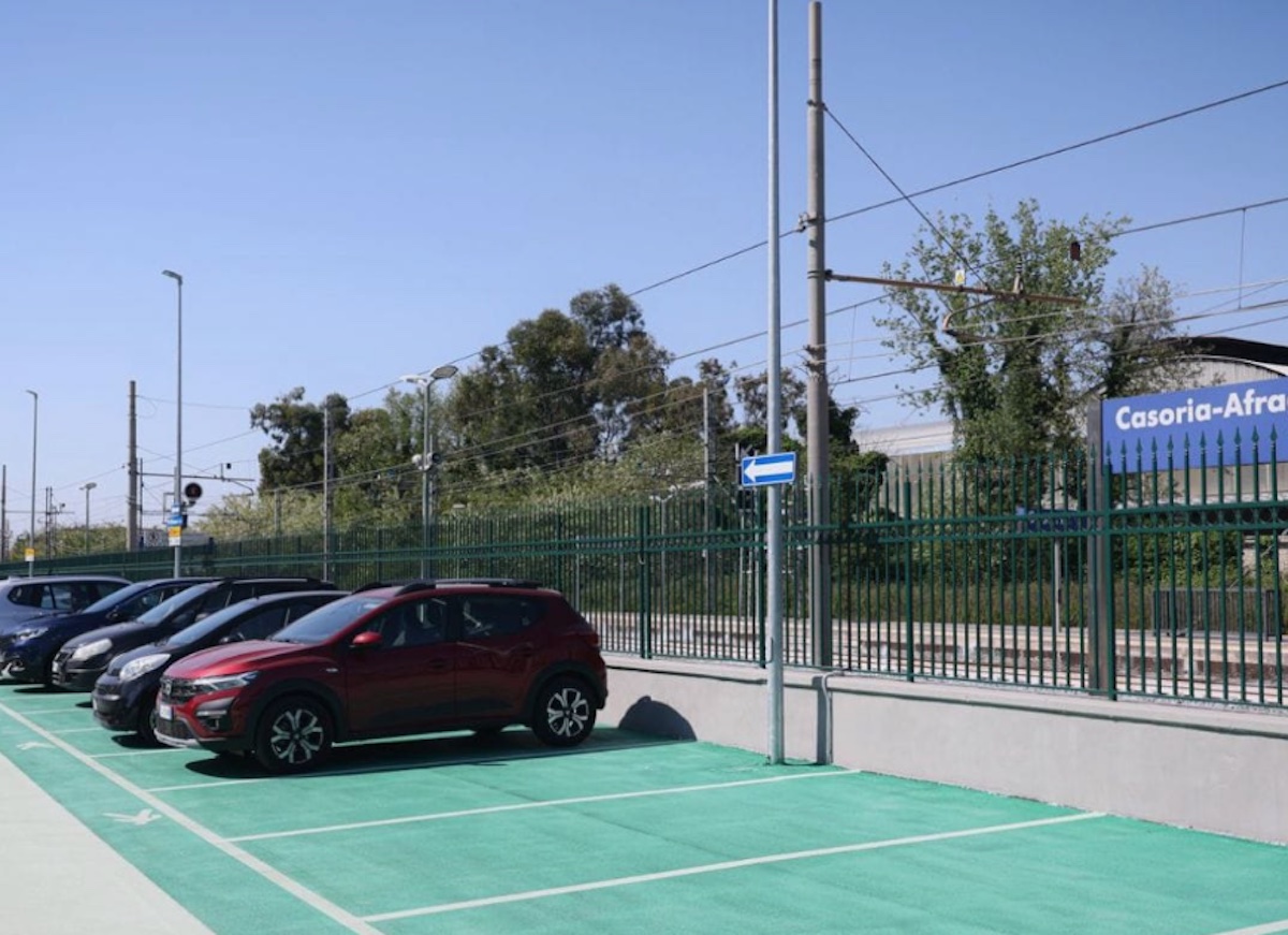 Nuovo parcheggio FS Casoria: 70 posti auto