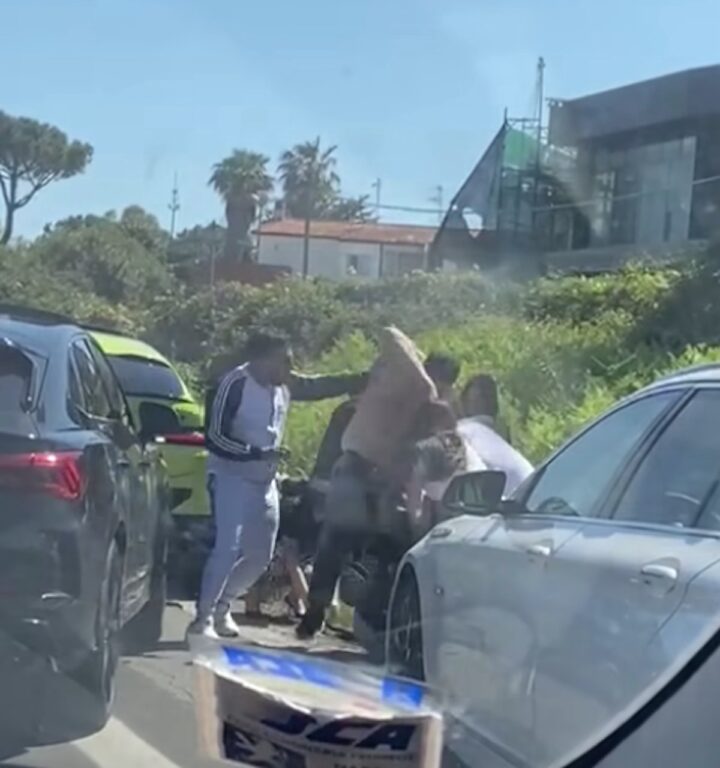 Rissa selvaggia sulla Domitiana: agente della Polizia Municipale pestato a sangue