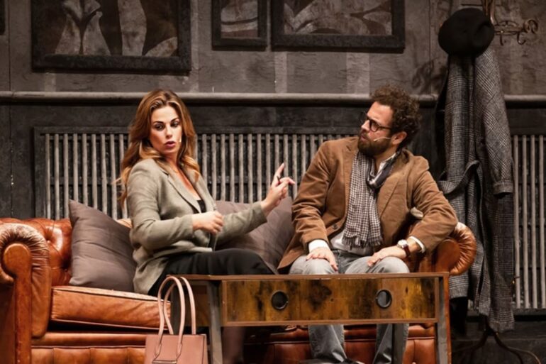 Vanessa Incontrada e Gabriele Pignotta sul palco del Teatro Delle Arti di Salerno