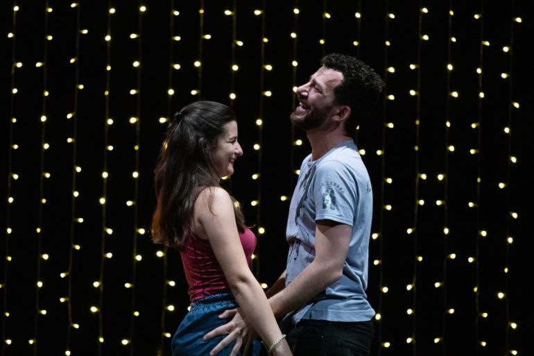At the Teatro Civico 14 in Caserta, the Giglio/Prosperi company presents Interno Camera
