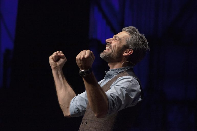 Giovedì 9 maggio Luca Argentero al Palapartenope in ‘È questa la vita che sognavo da bambino?’