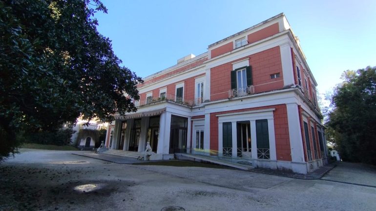 Il Museo Pignatelli Cortés e il Museo delle Carrozze, diventano “cardioprotetti” e installano defibrillatori