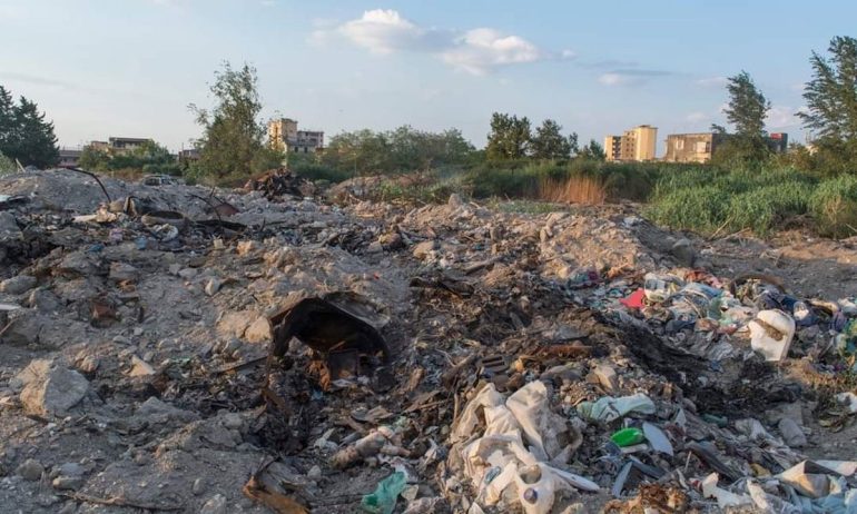 Incendio al campo rom di Giugliano: intervento dell’ARPAC e prime valutazioni
