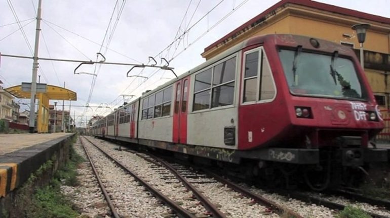 Disagi sulla Circumvesuviana e aggressioni verbali a dipendenti, il sindacato Orsa attacca Eav