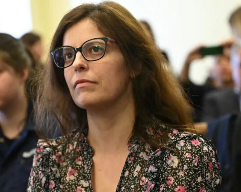 Scarcerata Ilaria Salis: va ai domiciliari dopo 15 mesi in carcere