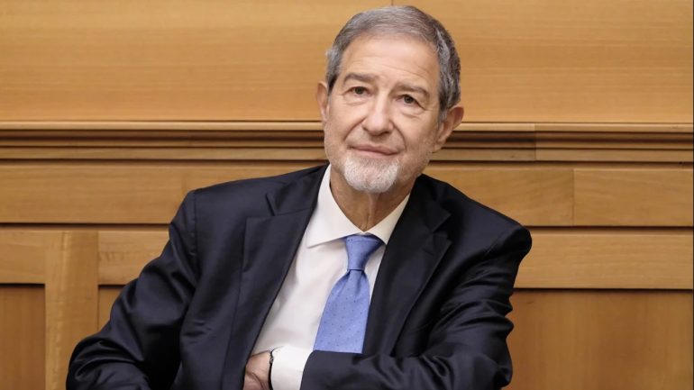 Campi Flegrei, Musumeci: “Mai detto che cittadini debbano lasciare l’area”