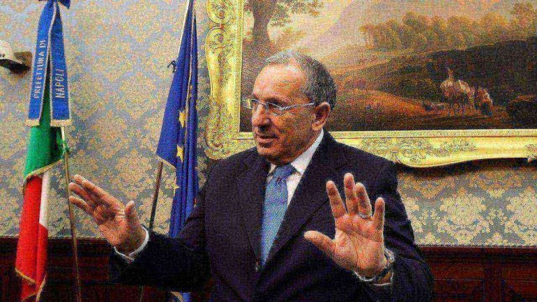 Napoli, il Prefetto: “Serve implementare i posti letto per i senza fissi dimora”
