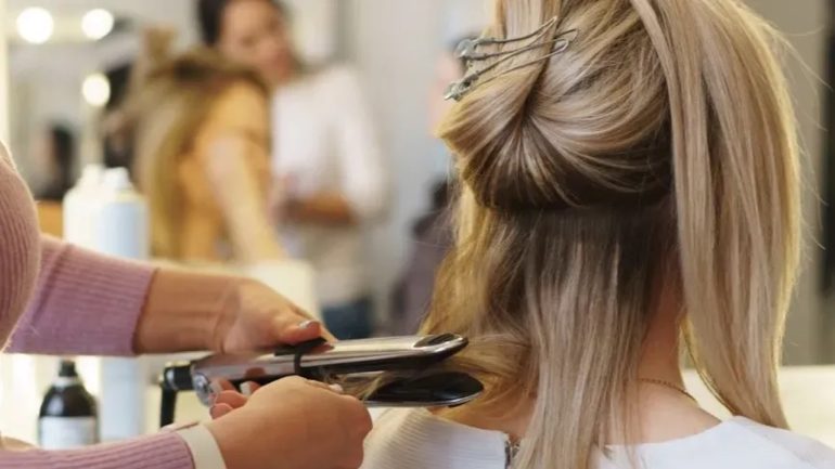 A Benevento molesta ragazza nel salone di un parrucchiere: arrestato bengalese