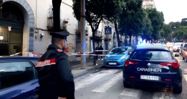 Far West a Capodimonte: tre feriti