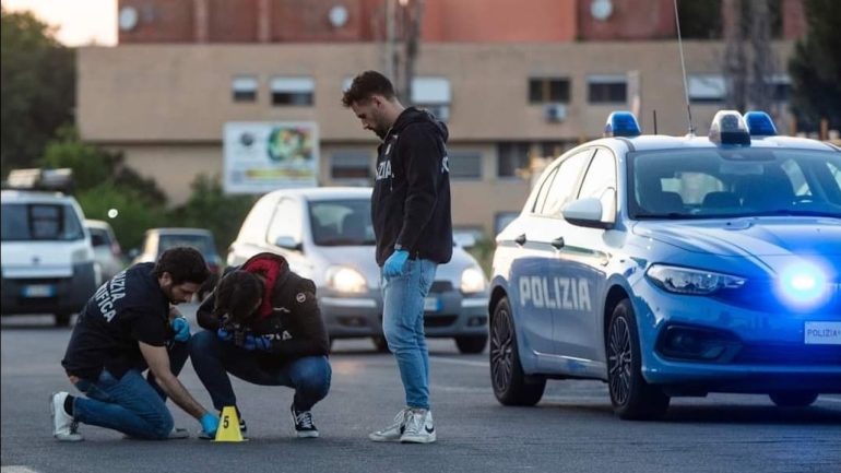 Sparatoria Prenestino morta anziana ferita ieri da un proiettile vagante