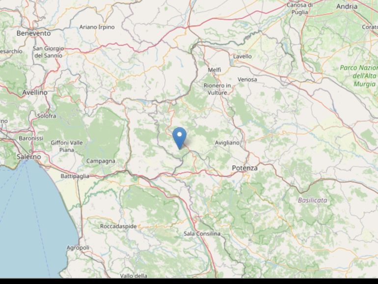 terremoto salerno oggi