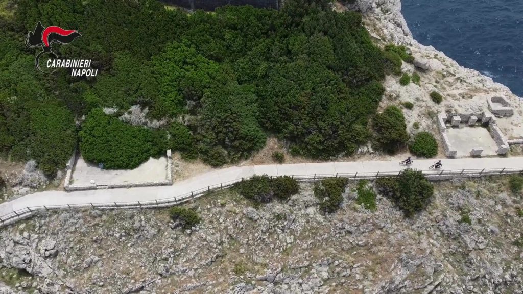 Capri arrestata pusher in bici: è anche incinta