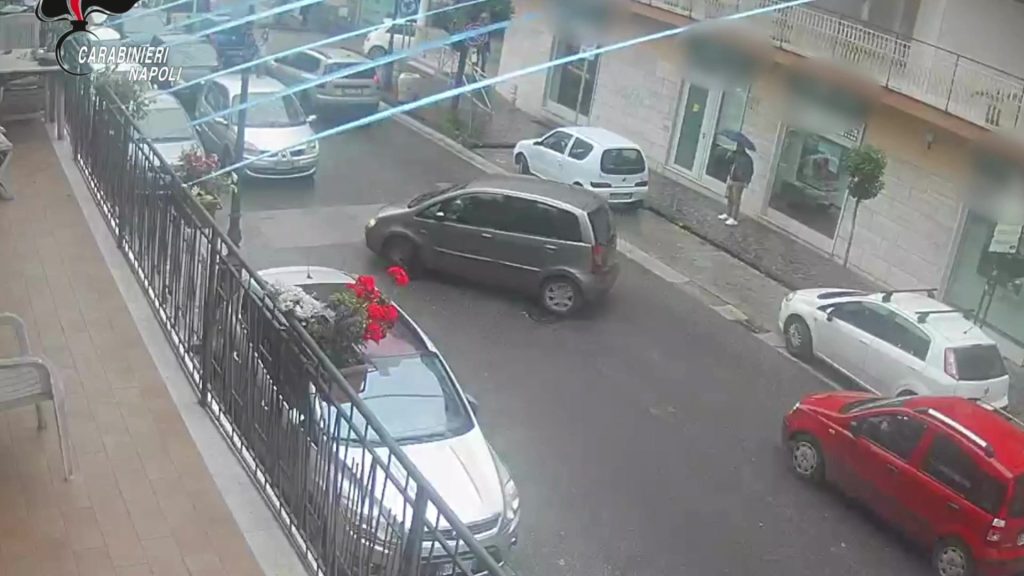 Napoli sgominata la banda di rapinatori Point break: 7 arresti