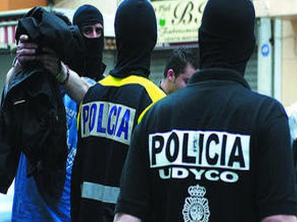 Camorra, killer latitante del clan Orlando catturato a Girona in Spagna