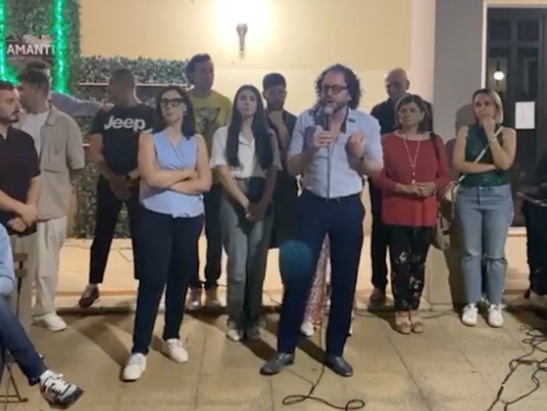 Bellizzi rissa tra candidati: ferito un poliziotto