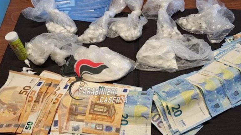 Aversa 150 dosi di cocaina: arrestato 45enne