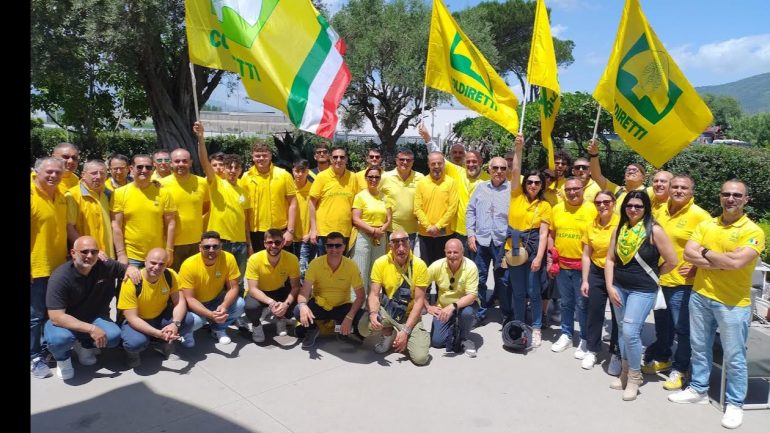 Pomodoro cinese a Sarno: Coldiretti protesta contro il falso Made in Italy