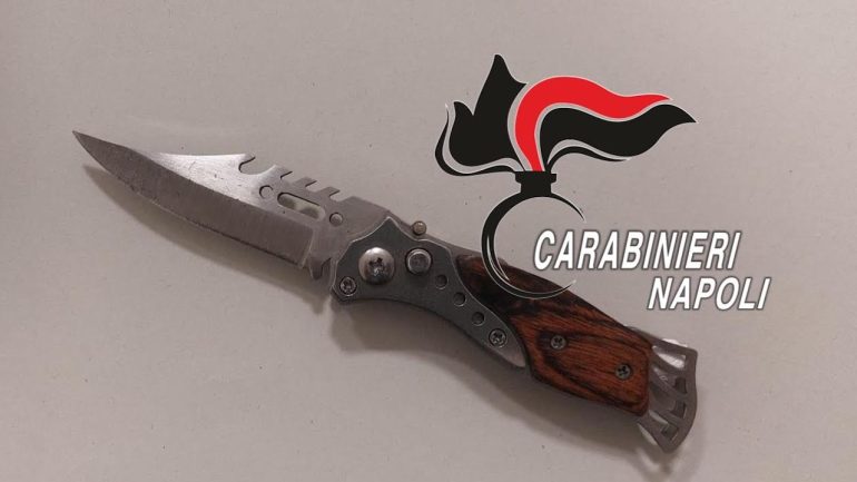 Napoli minorenni con i coltelli