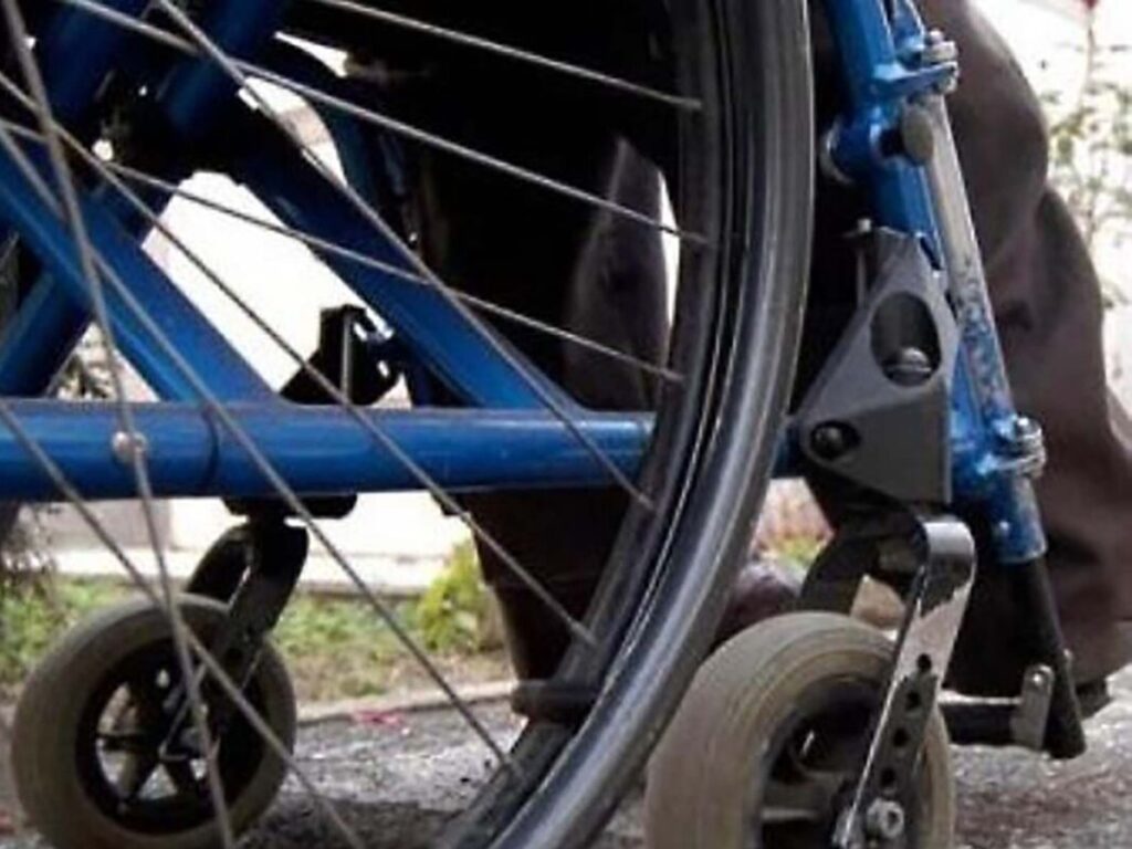 Napoli, bambino escluso da scuola per la sua disabilità: la denuncia dei legali