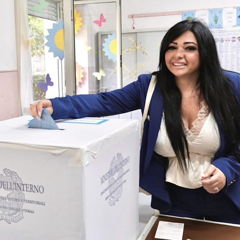 Sant’Antonio Abate, Ilaria Abagnale rieletta con il voto del 79,66% degli elettori