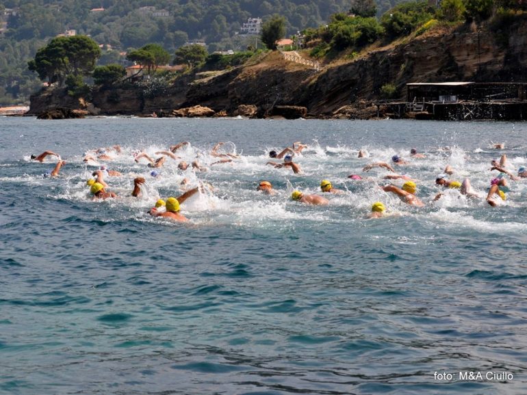 Castellabate diventa palcoscenico degli sport acquatici: nuoto e kayak tra giugno e luglio