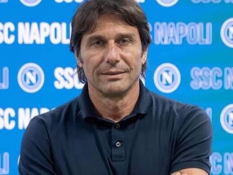 Le formazioni ufficiali di Juve Napoli: McTominay dal 1′, Mazzocchi in panchina