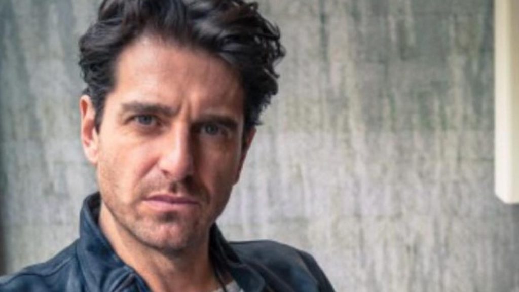 Giampaolo Morelli conclude l’edizione 2024 di Racconti d’Estate