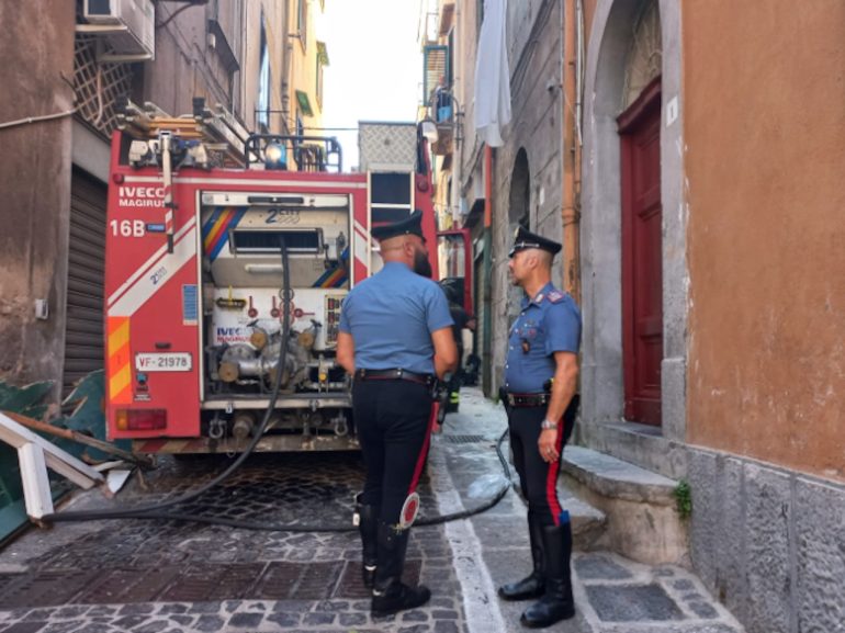 Sant’Agnello esplode bombola del gas: grave un 54enne. Evacuate due famiglie