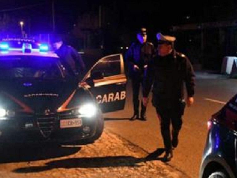 Incendio all’area di servizio di Polla: arrestato un uomo, si cerca il complice