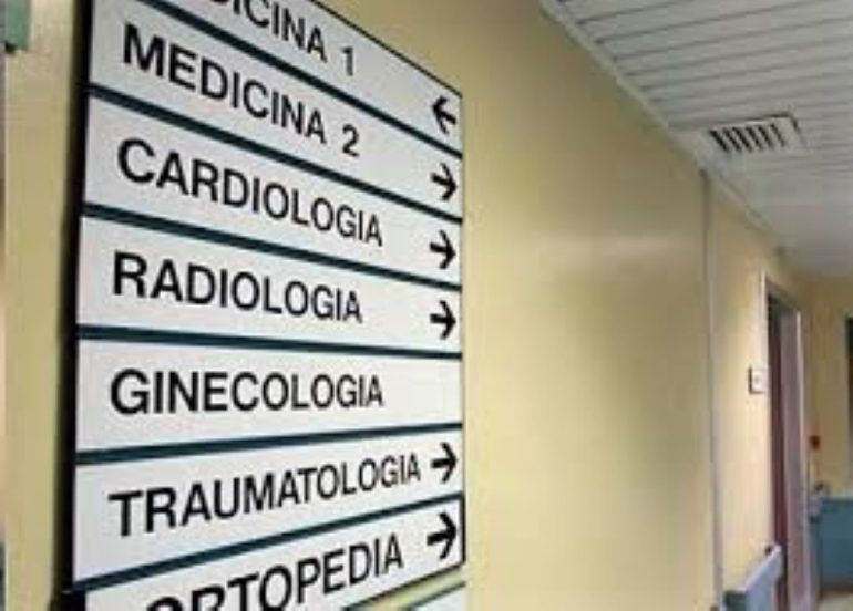 Liste d’attesa, specialisti ambulatoriali campani sul piede di guerra