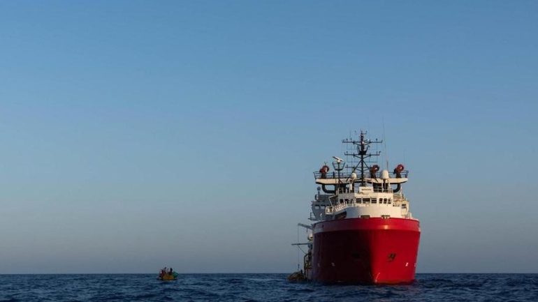 Arrestati a Napoli 4 scafisti sbarcati oggi dalla Ocean Viking