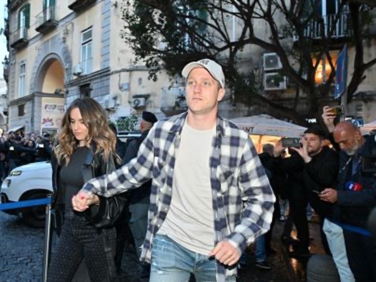 Piotr Zielinski è a Milano: visite mediche con l’Inter, poi Appiano