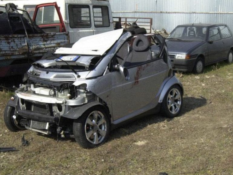 Giugliano bimba di 8 anni anni morta: l’auto era senza assicurazione e il conducente senza patente