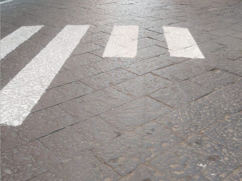 Agropoli, 81enne investito sulle strisce pedonali: è grave