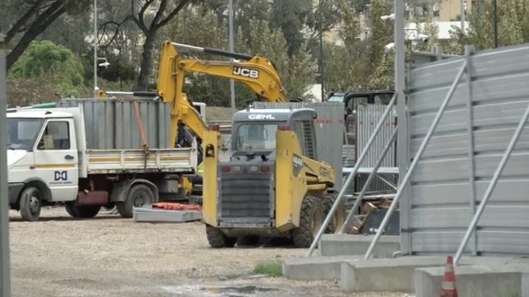 Vela Celeste di Scampia, prosegue opera messa in sicurezza. Proteste per il mancato arrivo dei contributi