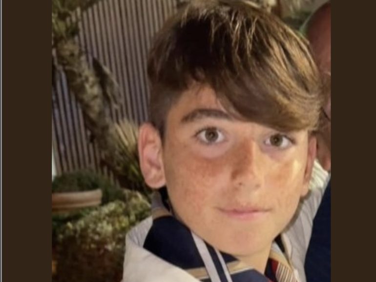 Melito piange il piccolo Pasquale Montagnaro: lutto cittadino nel giorno del funerale