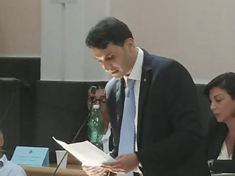 Casoria, Pd in piazza contro la legge sull’autonomia
