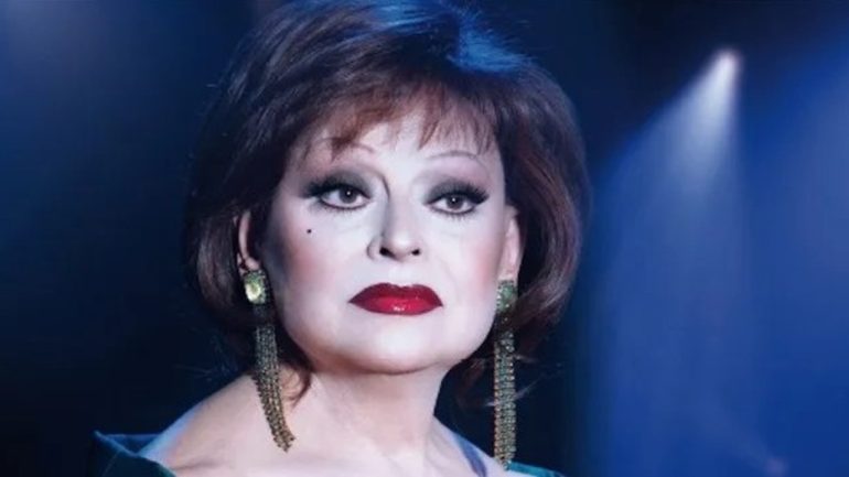 Addio ad Angela Luce, Napoli perde la sua grande signora del teatro e della canzone