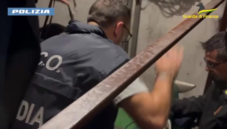 Operazione antidroga Napoli Torre annunziata