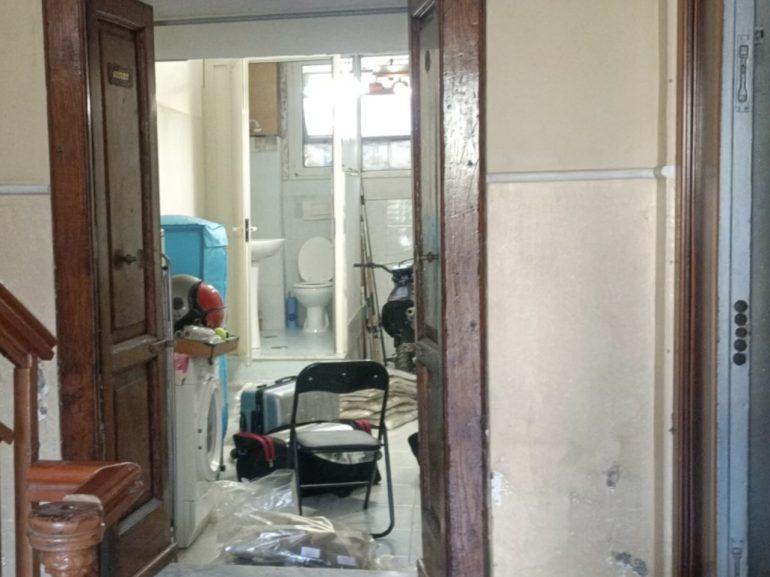 Napoli, scoperto deposito della droga con 190 chilogrammi di hashish: 2 arresti