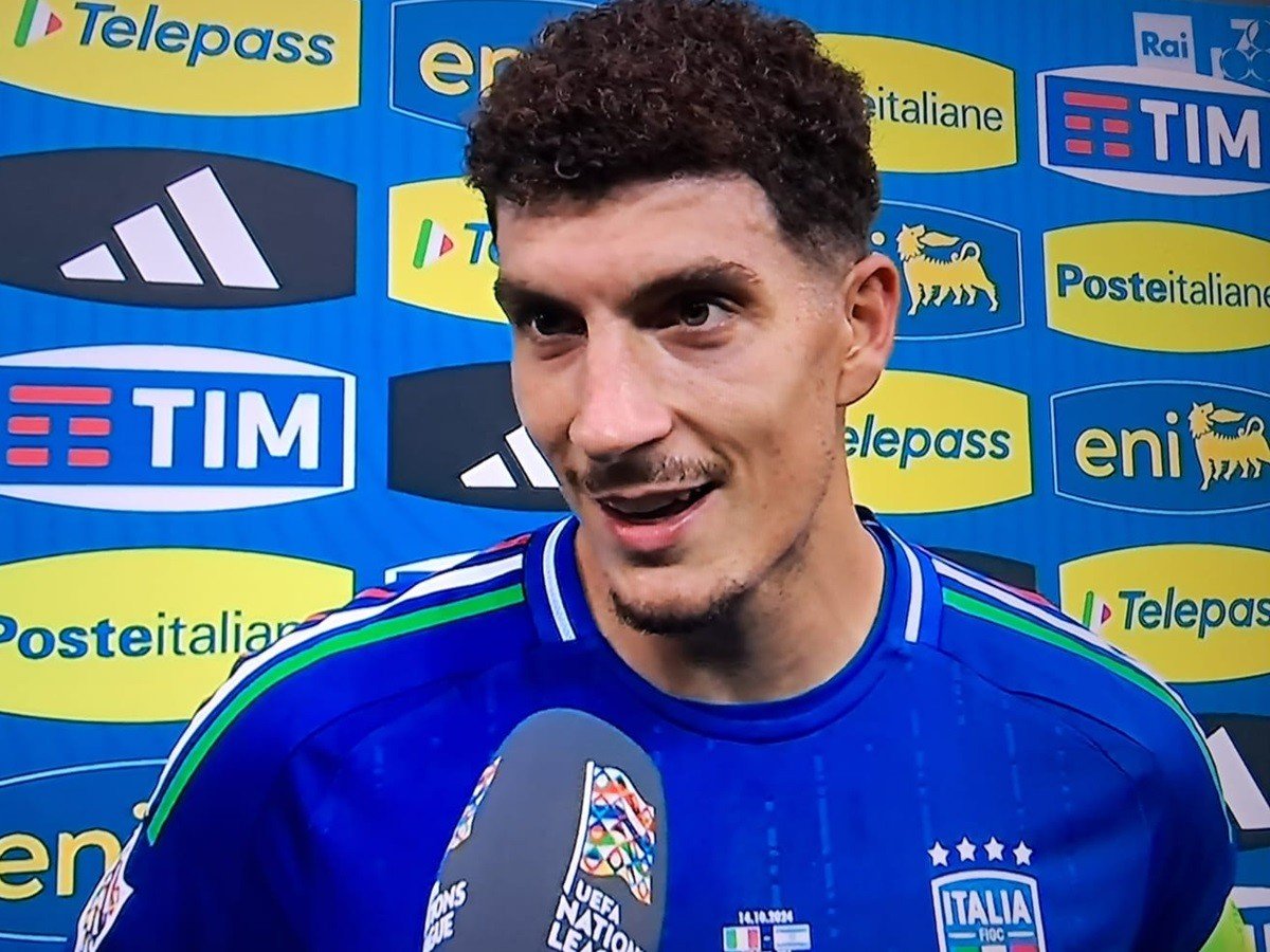 Di Lorenzo, doppietta da capitano dell'Italia: "Una serata che non dimenticherò mai"