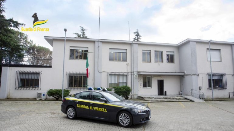 Fatture false a Benevento, sequestro per 2,5 mln di euro e 10 indagati