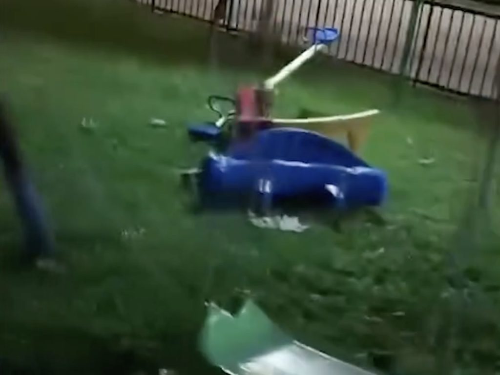 Scampia vandali devastano il “Giardino di Melissa”