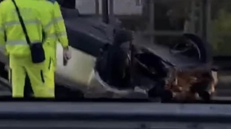 Grave incidente sull’Asse Mediano: auto ribaltata e traffico in tilt